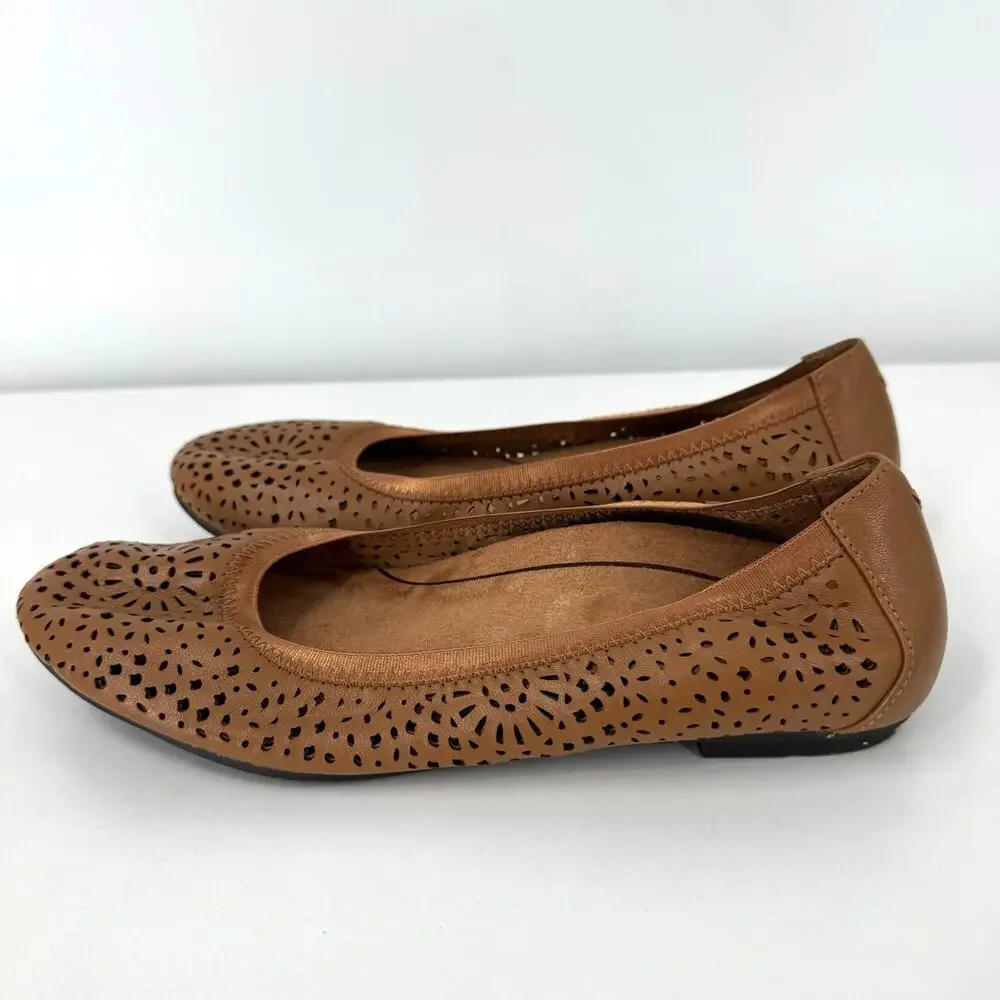 Vionic Robyn Perforated Ballet Flats Shoes 7 Brown Leather Comfort Casual Boho